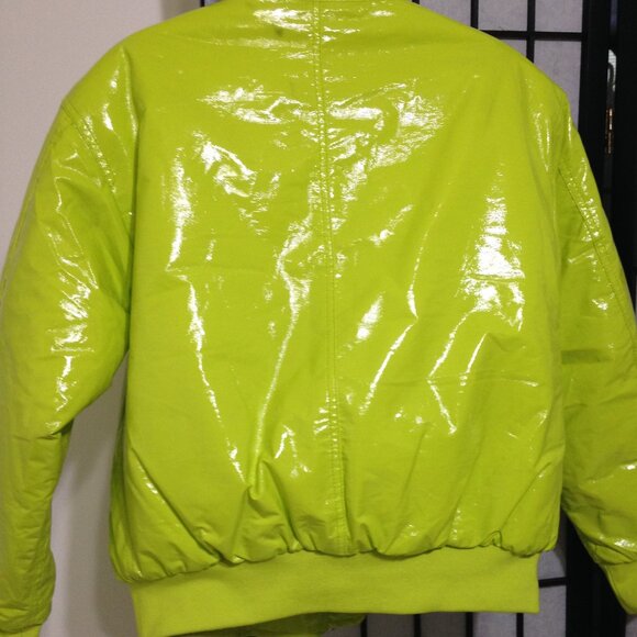 Donated| *****New lightweight jacket, neon full front zipper side pockets puffer - Picture 11 of 16